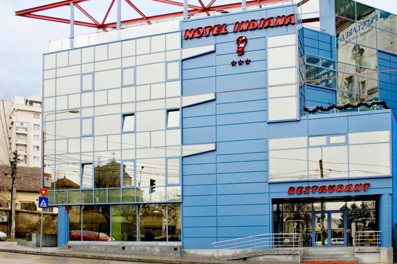 Indiana Hotel Jászvásár Kültér fotó